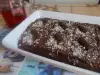 Бисквитена торта с извара и какаова глазура
