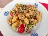 Reichhaltiger Salat mit Quinoa