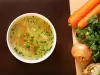 Пилешка супа с лук и моркови