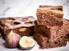 Chocolate Sponge Cake with Figs