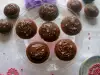 Шоколадови мъфини с круши и шоколадов крем