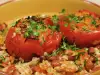 Пълнени домати с ориз и шарен боб
