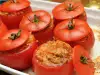 Пълнени домати с булгур и кайма