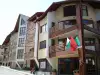 Хотели в Банско затварят за летния сезон