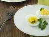 Яйца, пълнени със сирене крема