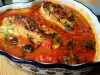 Пилешки гърди със спанак и доматен сос