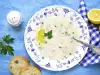 Гръцка пилешка супа с лимон