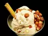 Ice Cream Yoghurt with Hazelnuts and Cinnamon