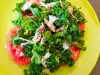 Salată cu varză kale și roșii