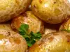 Картофи със солена коричка