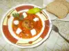 Кюфтета на скара с доматен сос