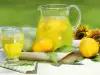 Homemade Lemonade with Soda Water