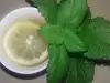 Успокояващ чай от прясна маточина и лимон