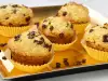 Muffins with Bananas and Chocolate