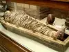 Прокълната мумия на жрица преследва нарушители до гроб