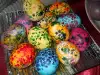 Напръскани Великденски яйца