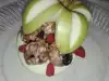 Пълнена ябълка със сурови бонбонки