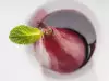 Плодове в сироп от червено вино