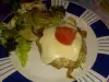 Пилешка пържола от бут с моцарела и зелена салата
