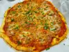 Пица с моцарела, риба тон и доматки