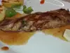 Свинска рибица на скара в грейви сос