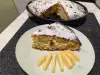 Яблочный пирог с грецкими орехами и сахарной пудрой