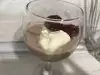 Ягодов десерт с кокосово мляко и фурми