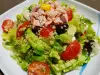 Salată verde cu quinoa și ton