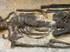 Намериха скелета на най-древното дете