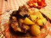 Мариновани ребърца с картофи и червено вино на фурна