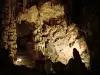 В Ягодинската пещера се извършват и бракосъчетания
