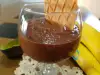 Leichte Schokoladencreme mit Honig