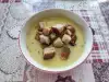 Zucchini Sahnecremesuppe mit Croutons