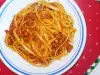 Špagete sa mlevenim mesom i lukom