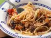 Спагети с риба тон и маслини