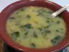 Суп из шпината с луком-пореем и рисом