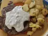 Свински пържоли с картофи соте и сметанов сос