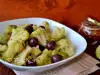 Топла пикантна салата с карфиол и маслини