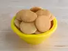 Soft Biscuits with Vanilla