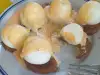 Варени яйца върху канапе