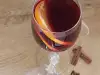 Сгряващ зимен коктейл с вино и джин
