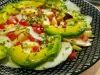 Витаминозна салата с нар и авокадо