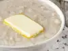 Овесена каша със сирене